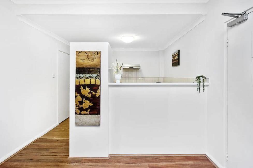 Apartment Executive - 2br 1ba W Parking *