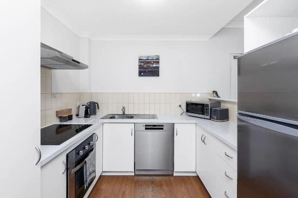 Executive - 2br 1ba W Parking