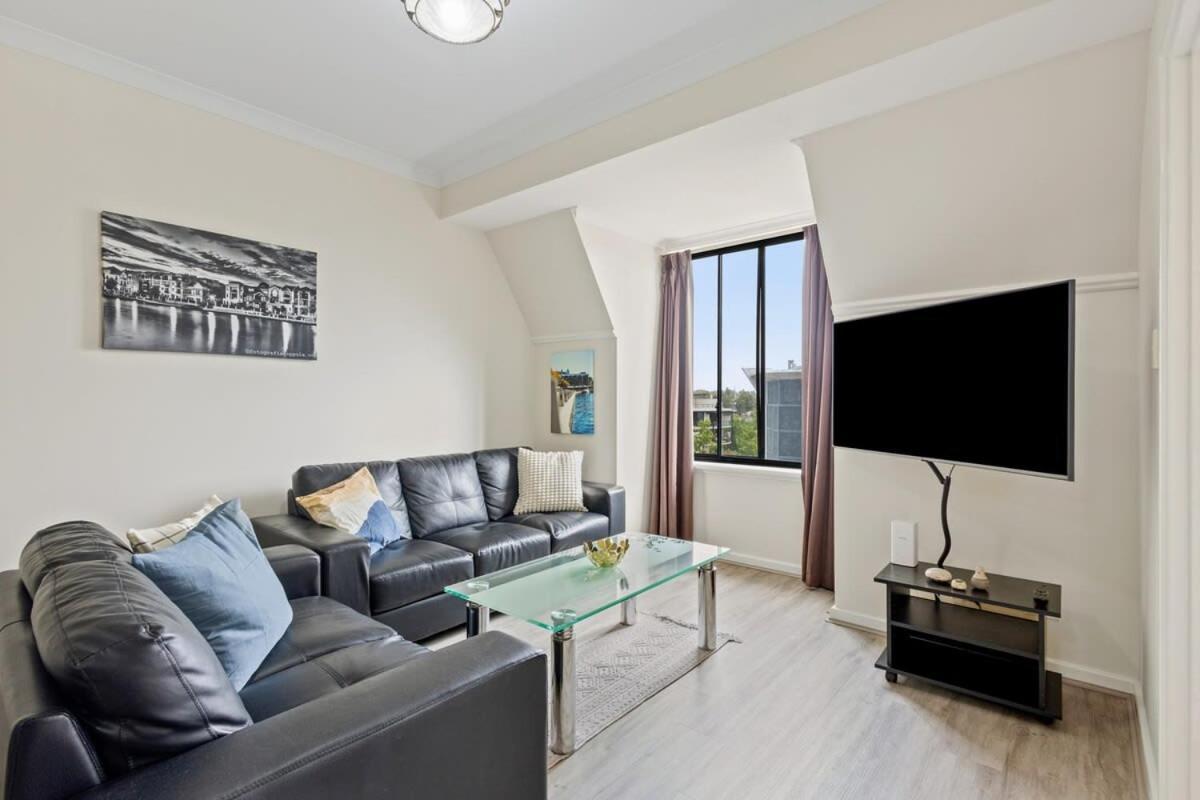 Apartment East With Free Wi-fi And Parking