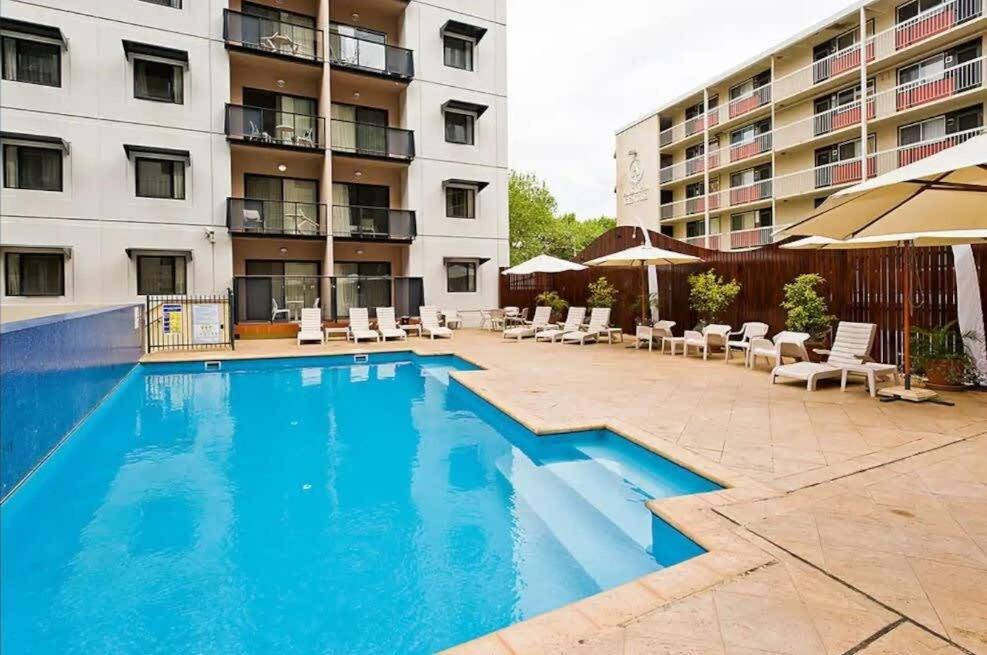 Prime Location 1 Bdr In *