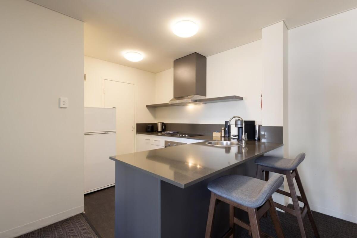 East Cbd Close To The Swan River * Perth