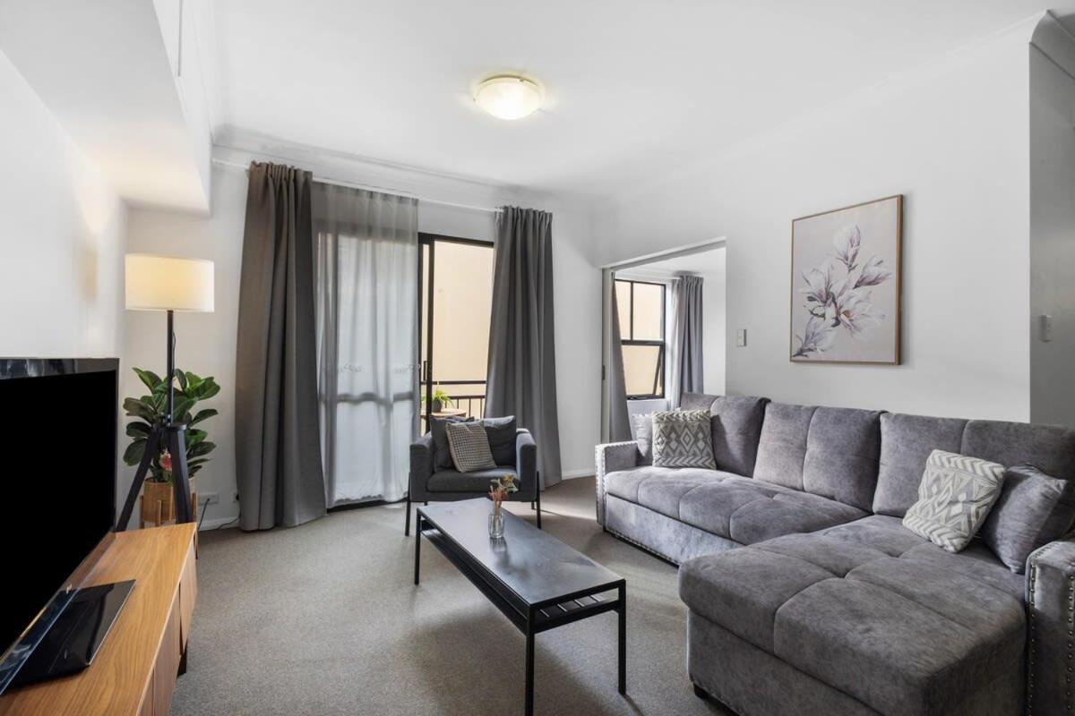 Apartment Family Close To *