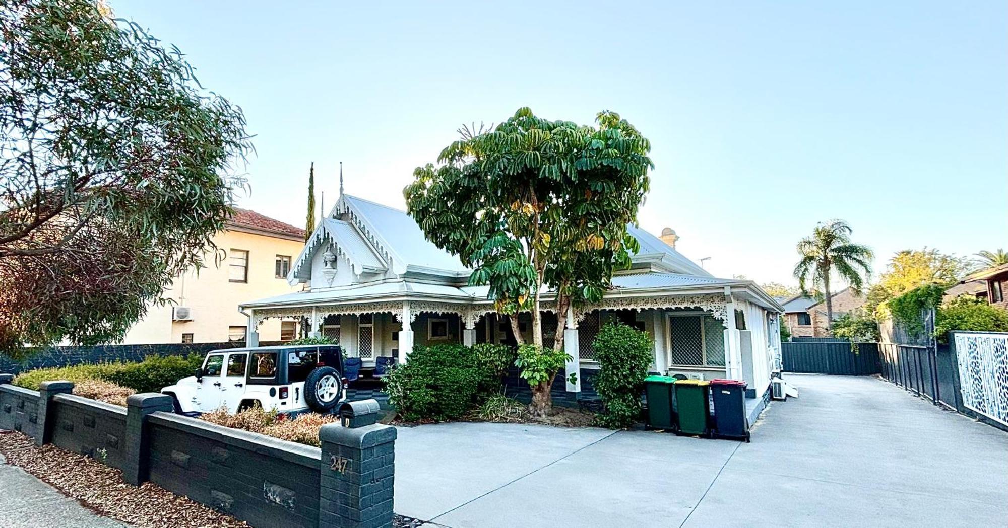 Subiaco 1bd In Heritage Gem! Apartemen Perth