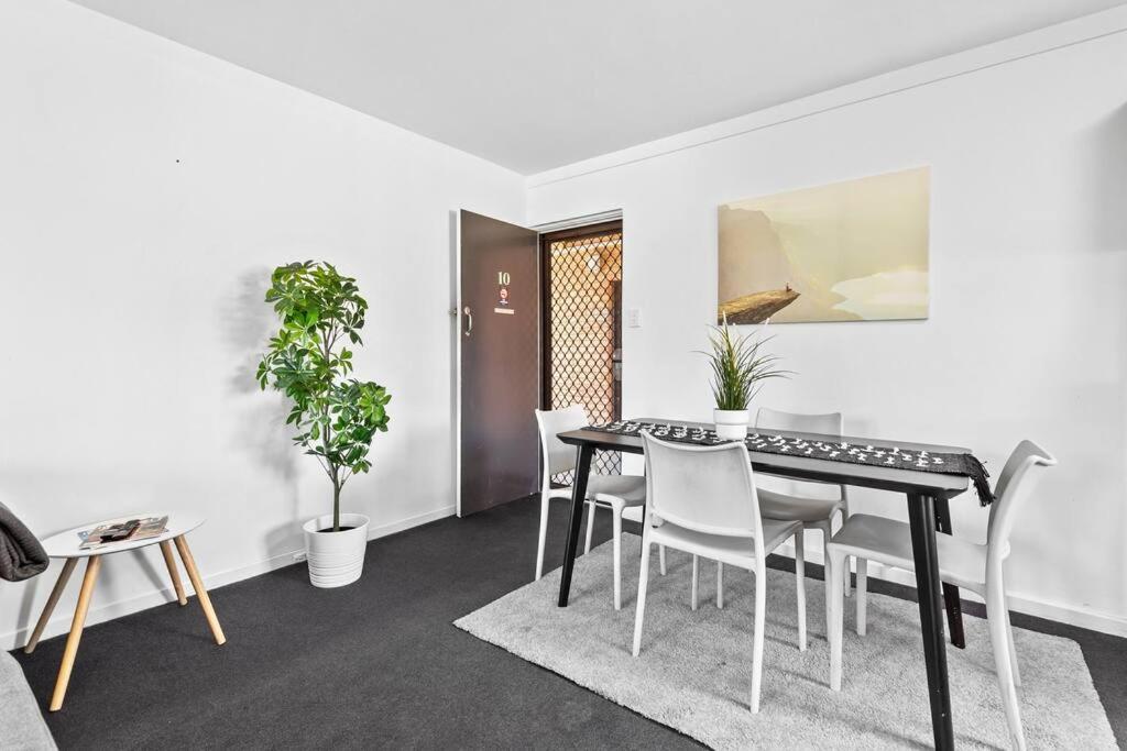 10 Burswood Motel Perth