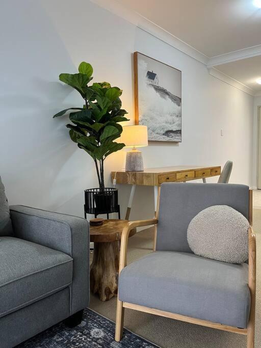 Escape Mounts Bay - Near Kings Park - Parking - Wifi Apartemen Perth