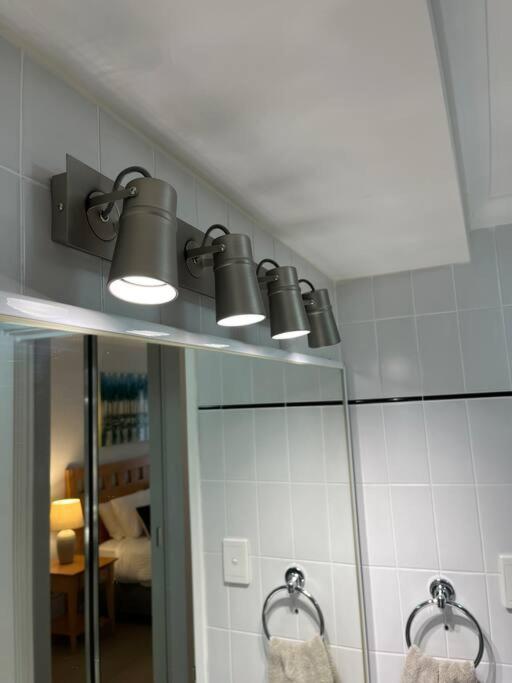 Escape Mounts Bay - Near Kings Park - Parking - Wifi * Perth