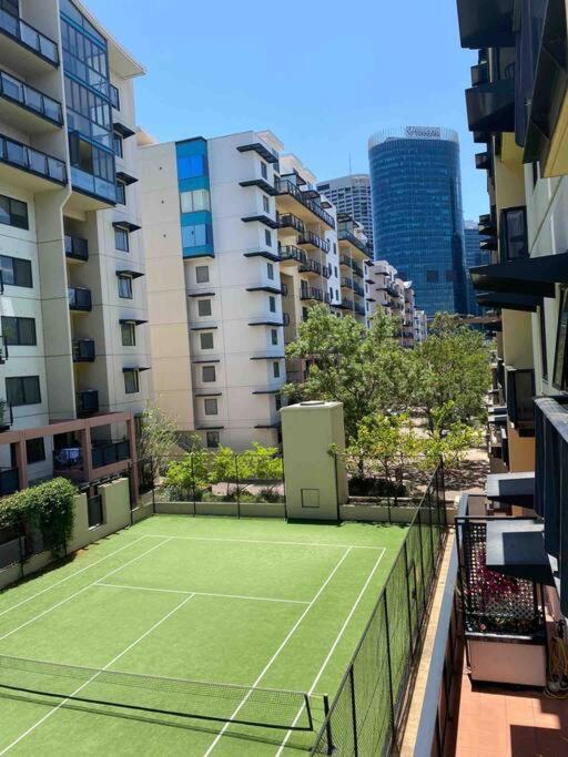Escape Mounts Bay - Near Kings Park - Parking - Wifi Apartemen *