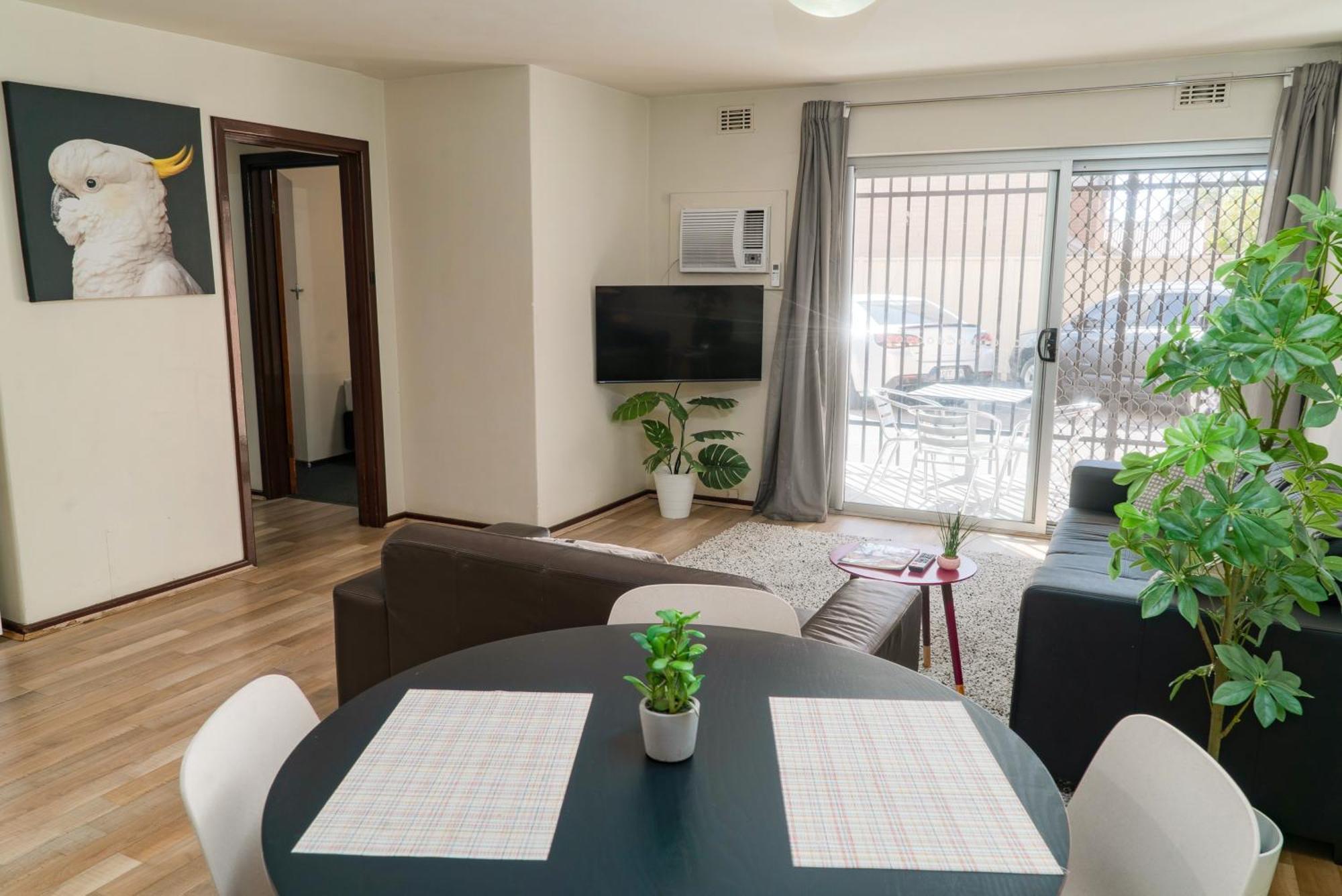 Motel 4 Burswood