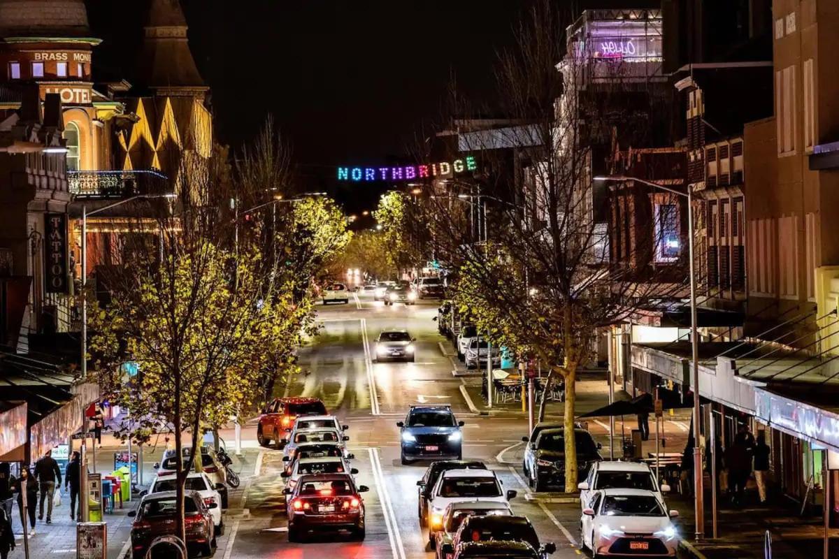 2bdr 1bth 1prk - Jem Apartment Perth