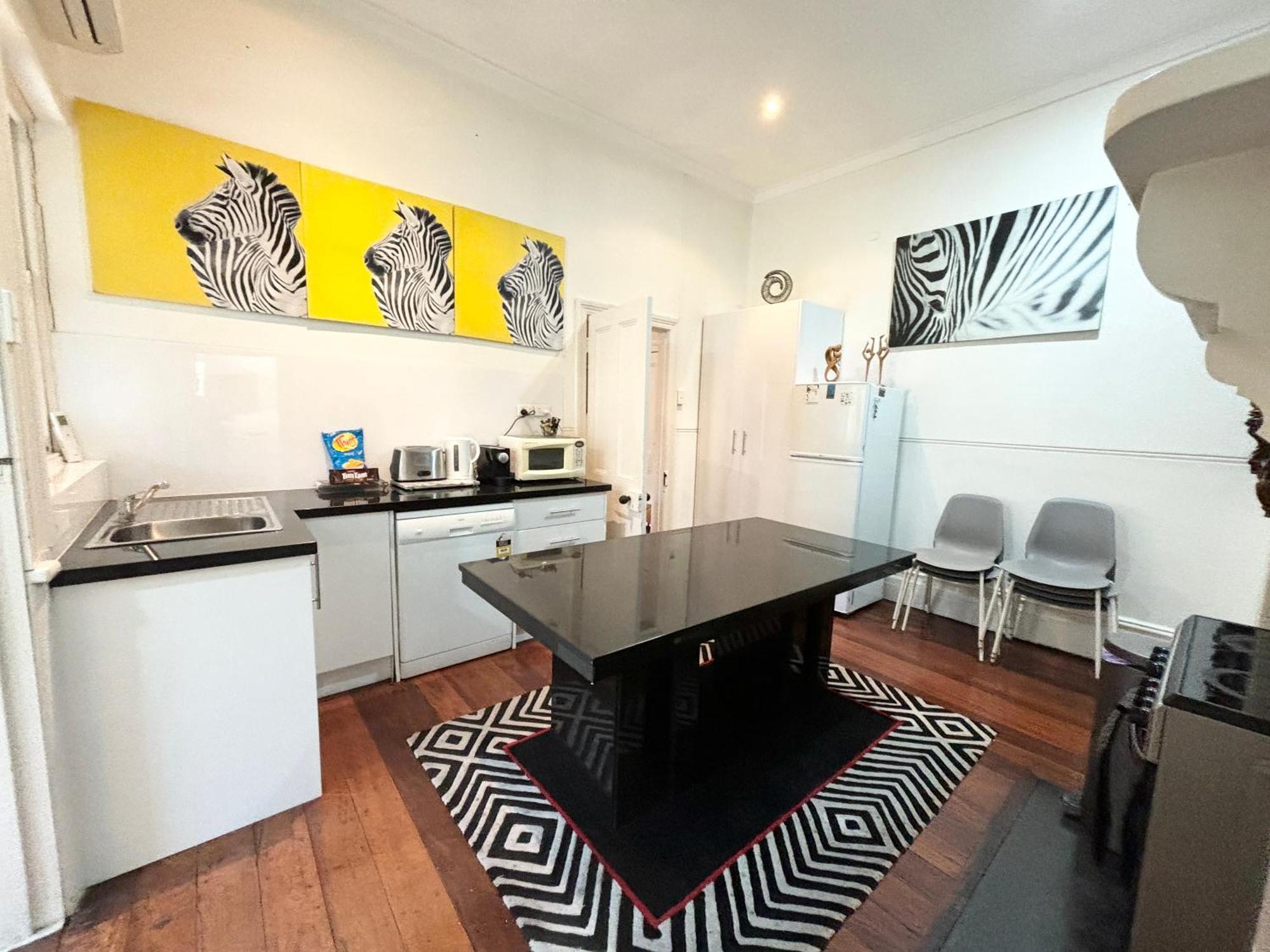 Subiaco 1bd In Heritage Gem! *