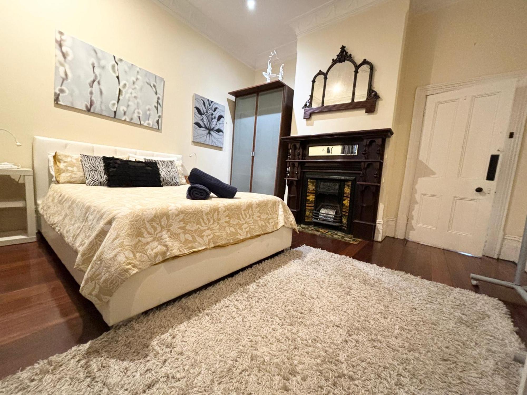 Subiaco 1bd In Heritage Gem! Apartemen *