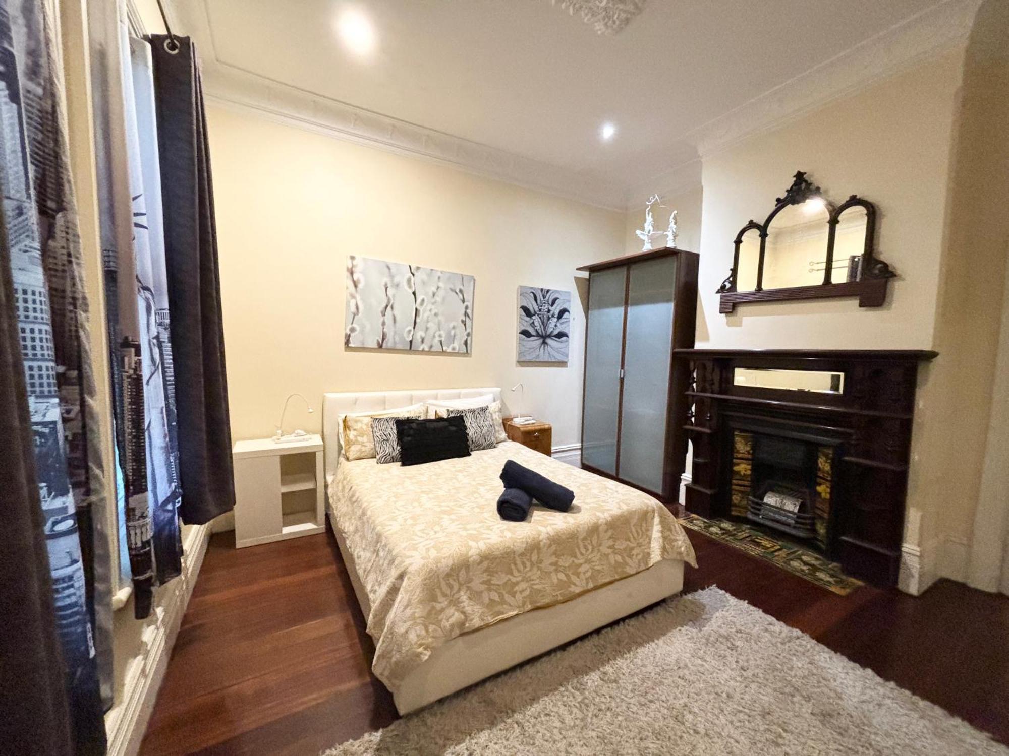 Subiaco 1bd In Heritage Gem! Apartemen