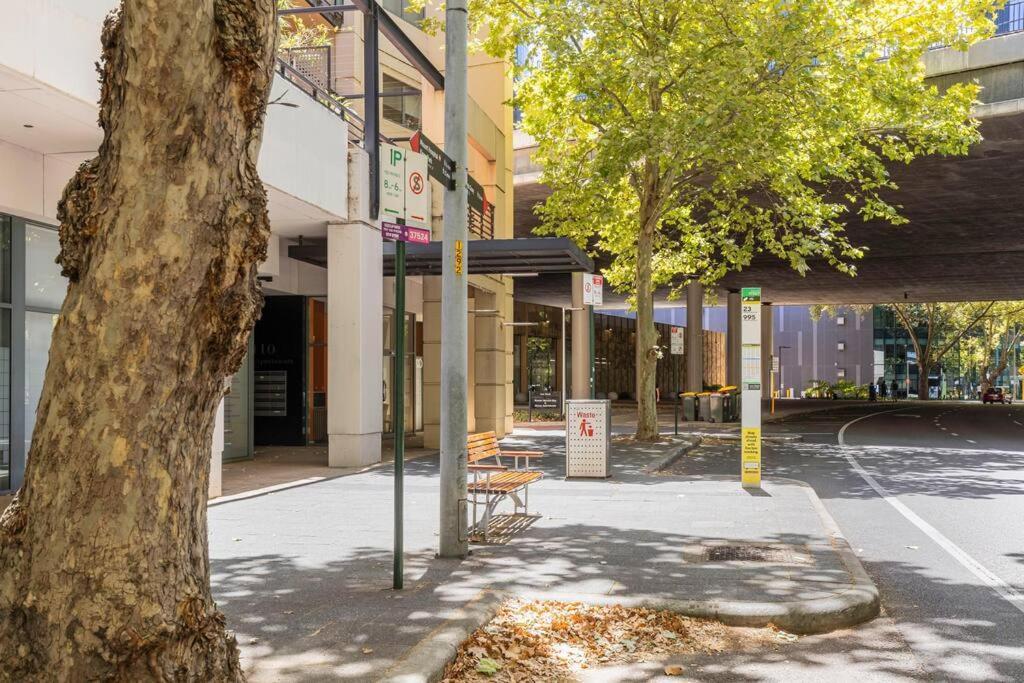 Mounts Bay Stay 2 Bedroom Apt - Near Kings Park - Free Parking