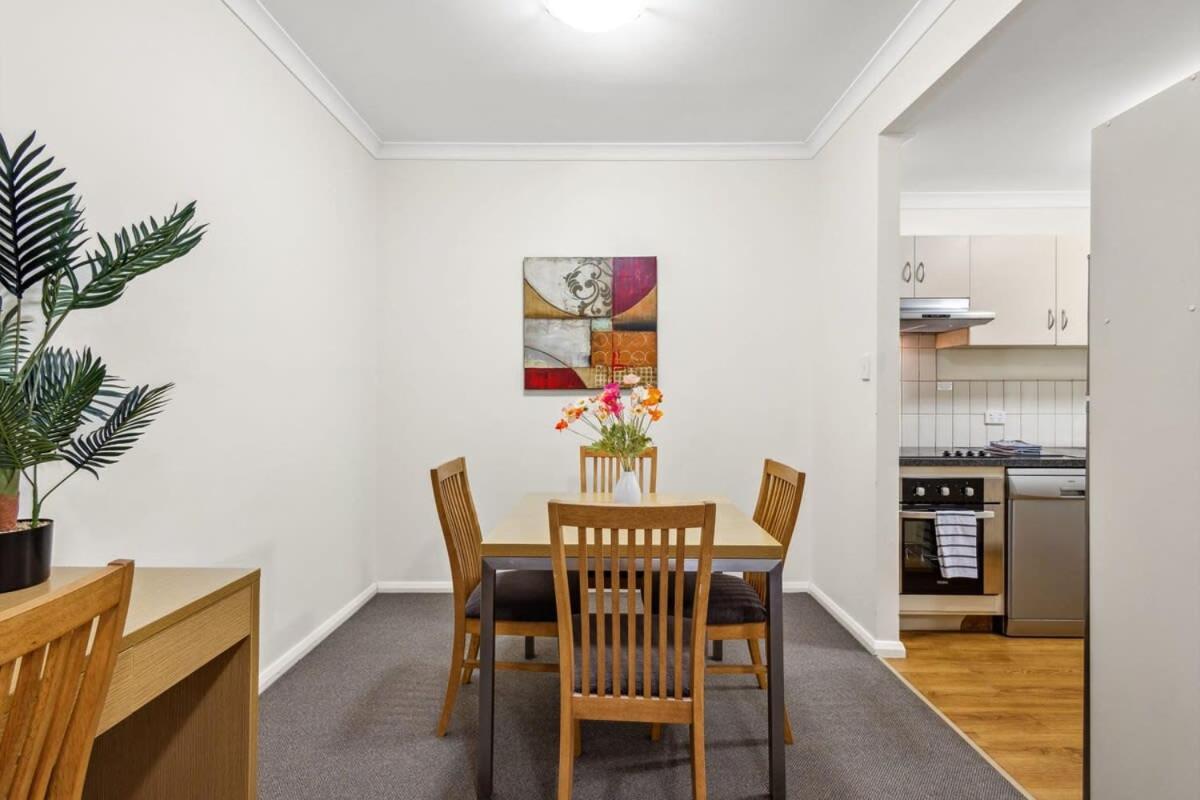 Wifi And Smart Tv - In Northbridge Perth