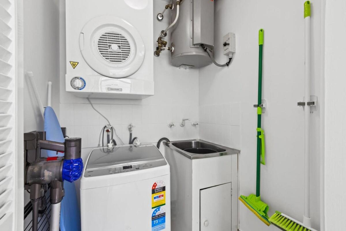 Apartment Renovated Family With Pool & Wifi