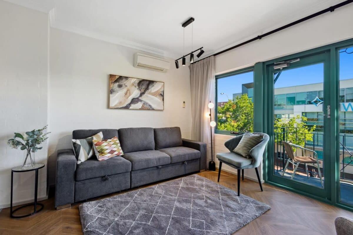 Cosy In Subiaco With Free Parking Apartment Perth