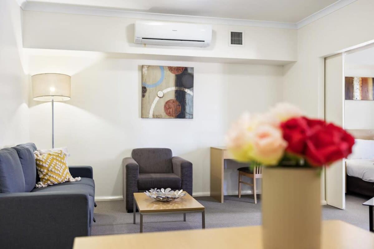 Comfortable In Northbridge Wtih Pool & Wifi Apartment *