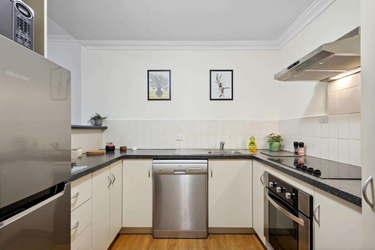 Fabulous In Northbridge With Pool & Wifi *