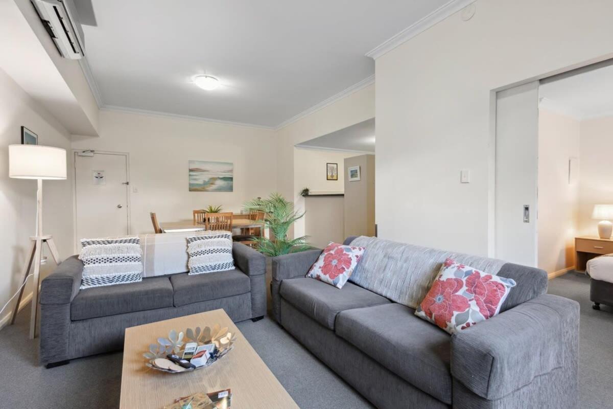 Apartment Fabulous In Northbridge With Pool & Wifi Perth
