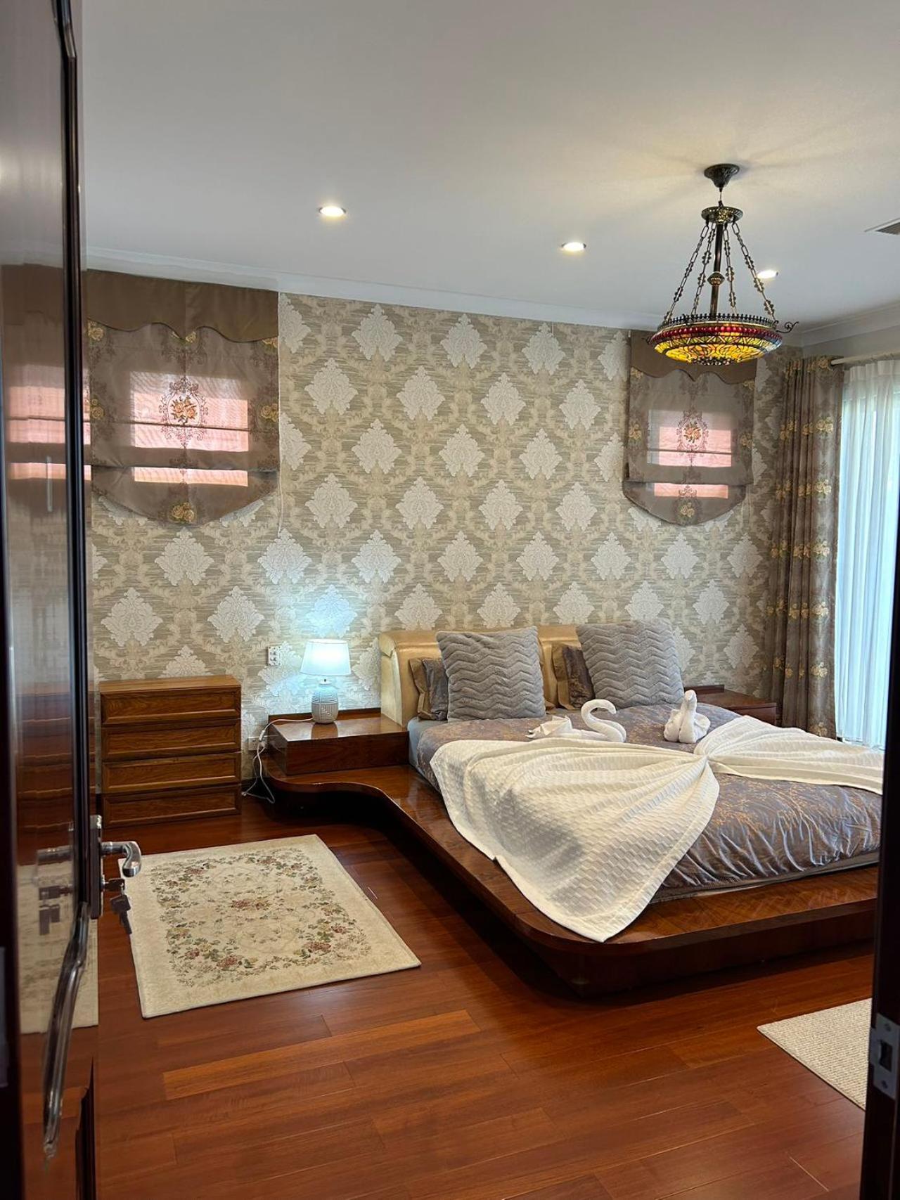 Comfortable Luxury *