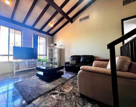 Long Ens Mater Fifo Affordable Holiday Near Fremantle City Swan River And Murdoch University Guest house