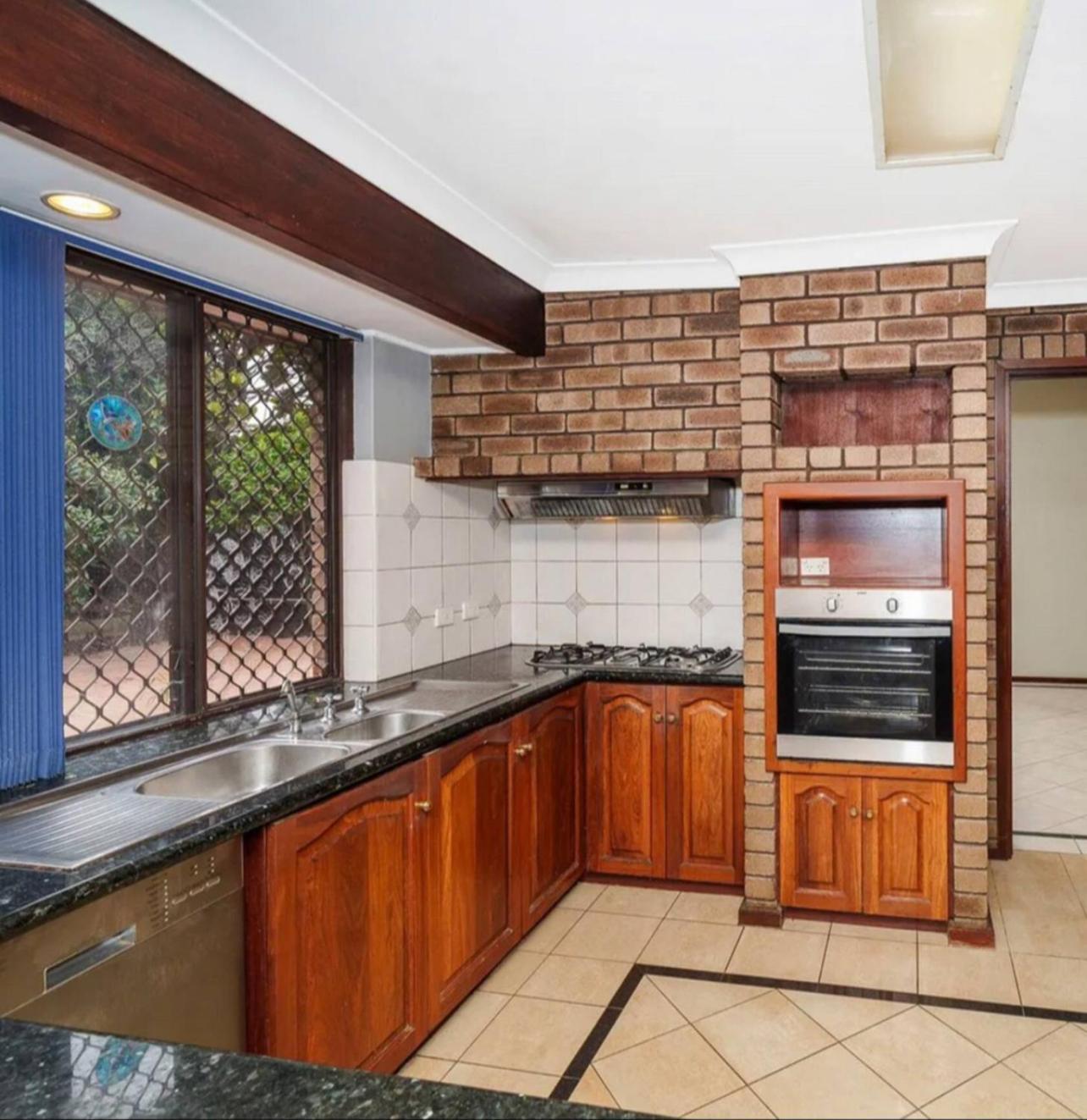 Long Ens Mater Fifo Affordable Holiday Near Fremantle City Swan River And Murdoch University Guest house Perth