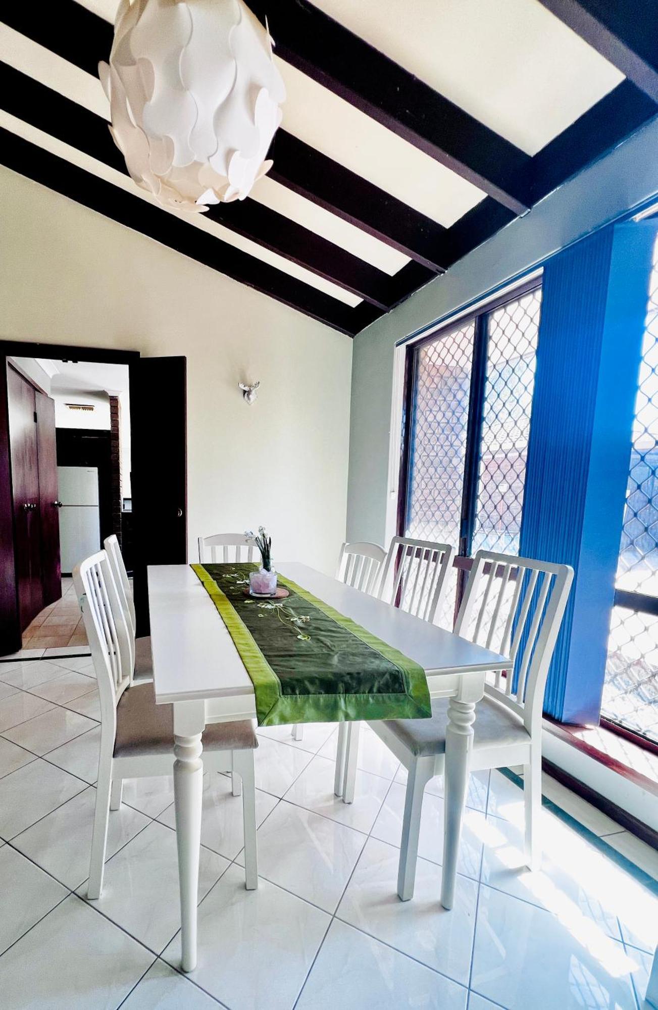 Long Ens Mater Fifo Affordable Holiday Near Fremantle City Swan River And Murdoch University *