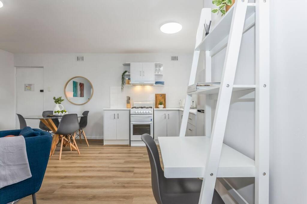 8 Burswood * Perth