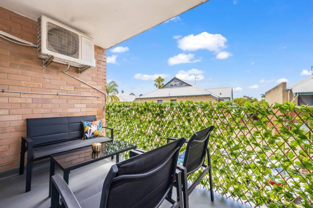8 Burswood