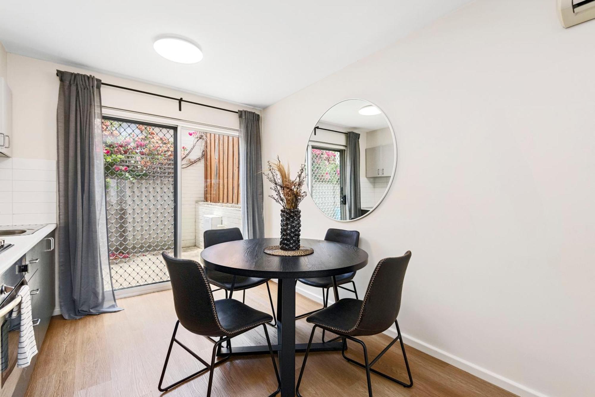4 Cute Cunningham Close To Subiaco - Sleeps 4 Perth