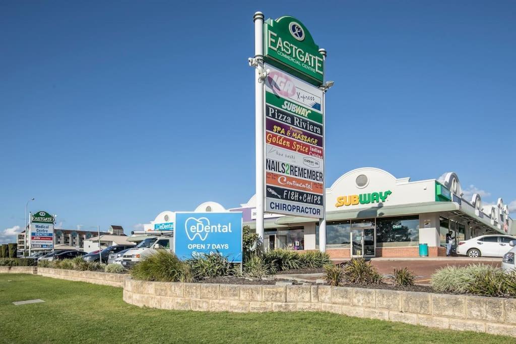 Motel 9