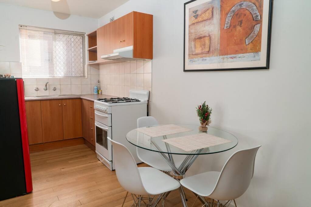 Motel 1 Burswood *