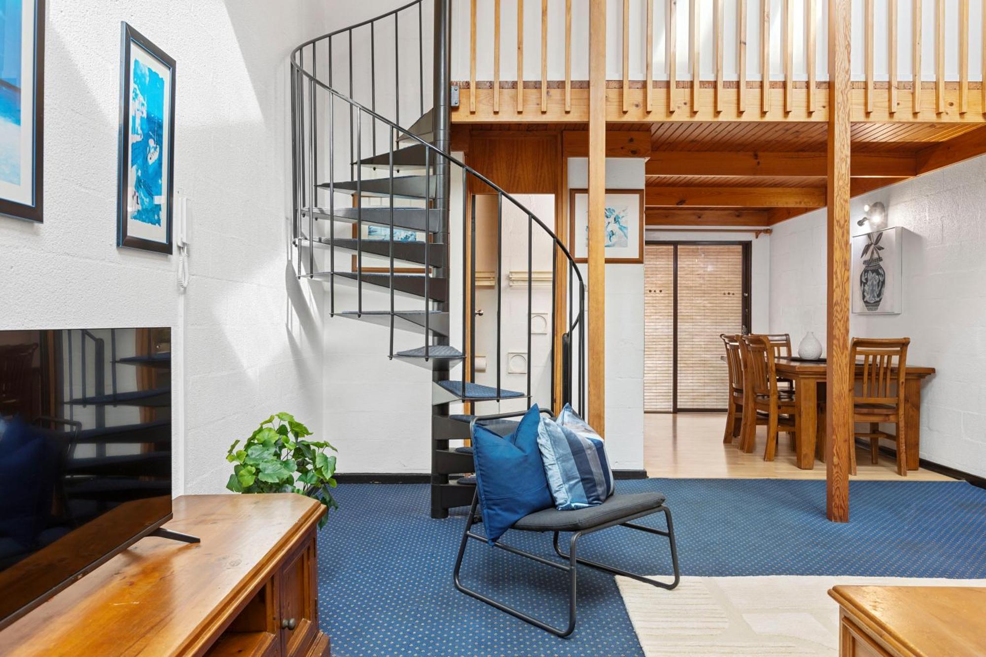 21 Cottesloe Steps To - Sleeps 3 *