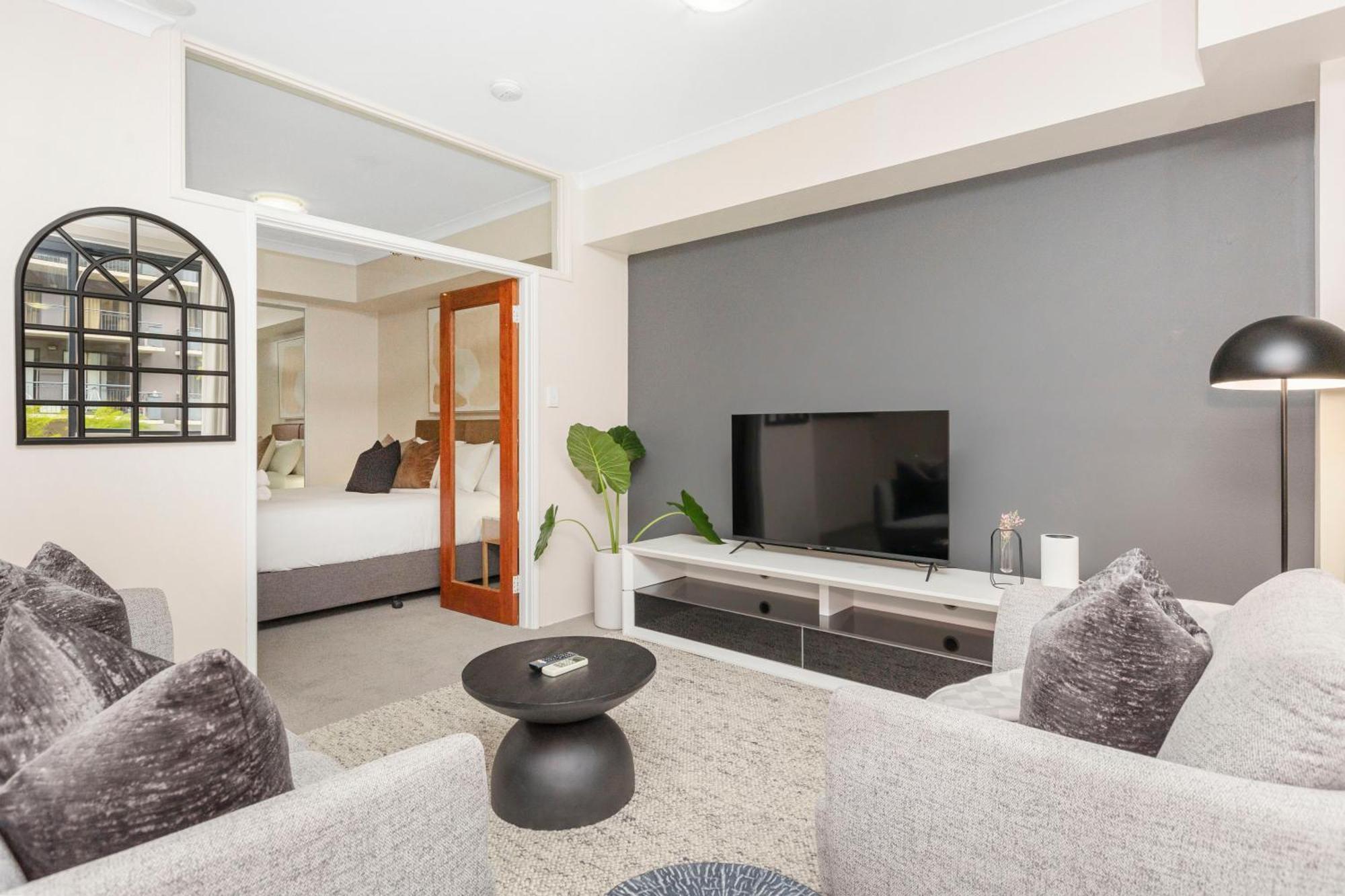 1br Stylish On Hay St Perth