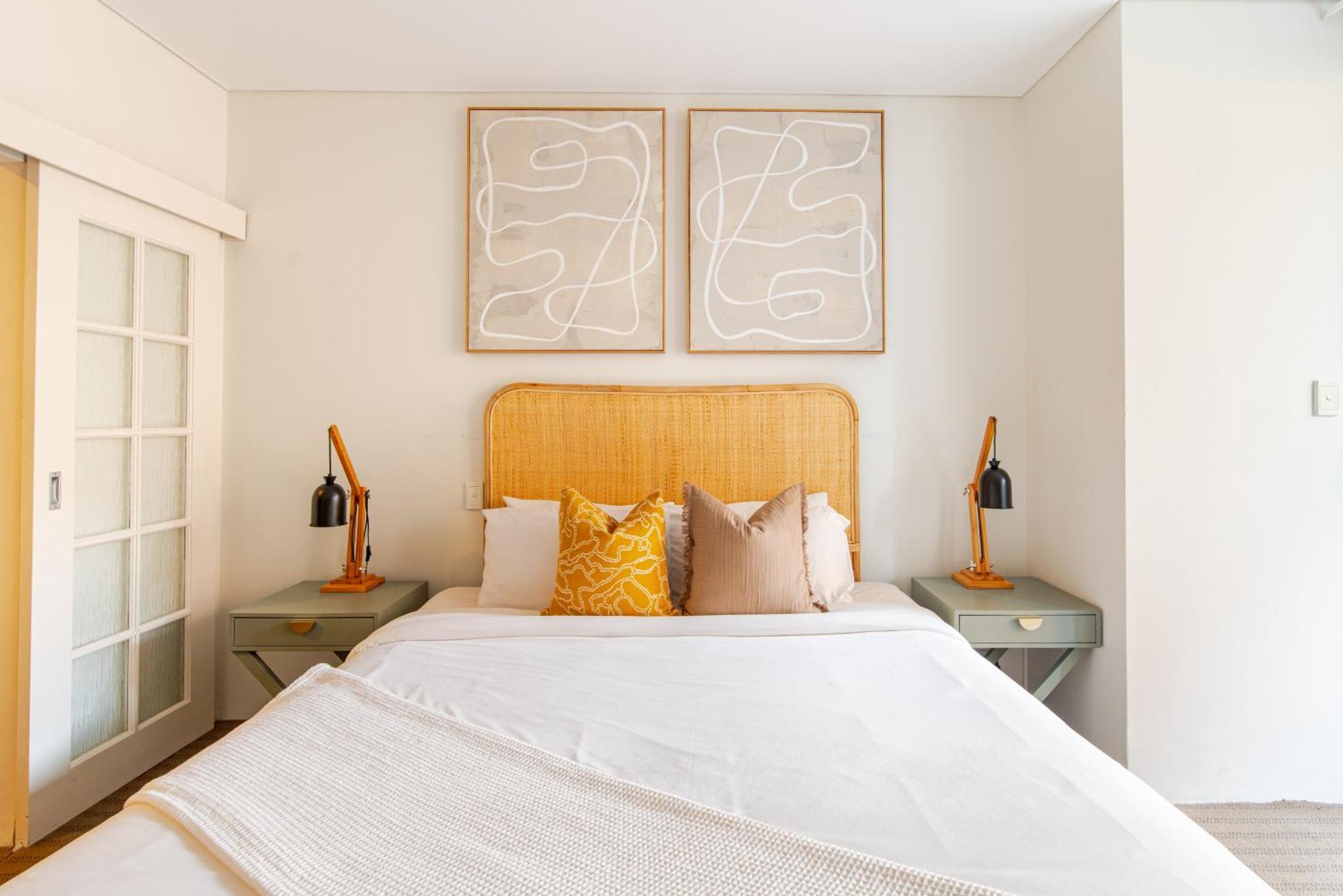 Apartment Victoria Avenue'S Urban Retreat *
