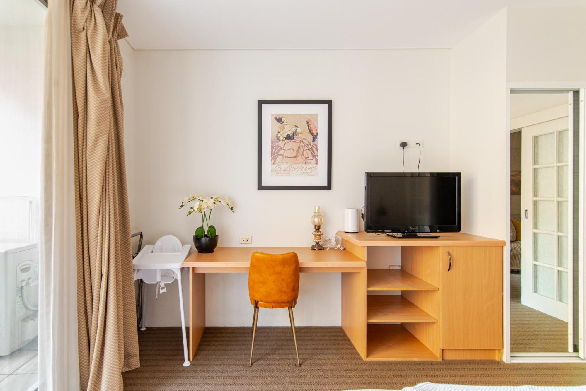 Victoria Avenue'S Urban Retreat Apartment