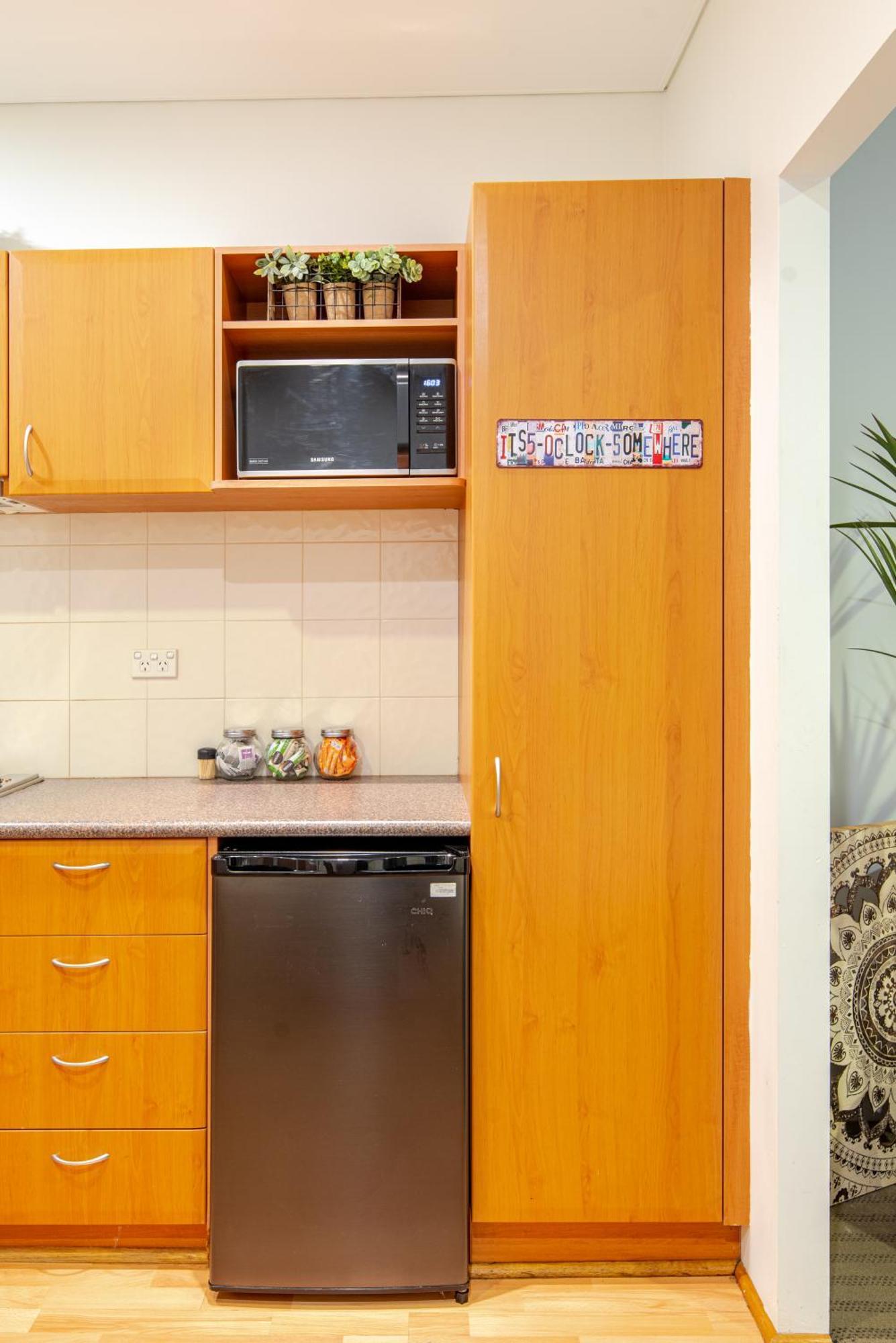 Victoria Avenue'S Urban Retreat Perth
