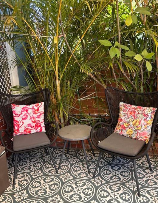 Bed & Breakfast Between The And The Sea W/ King Size Bed Perth