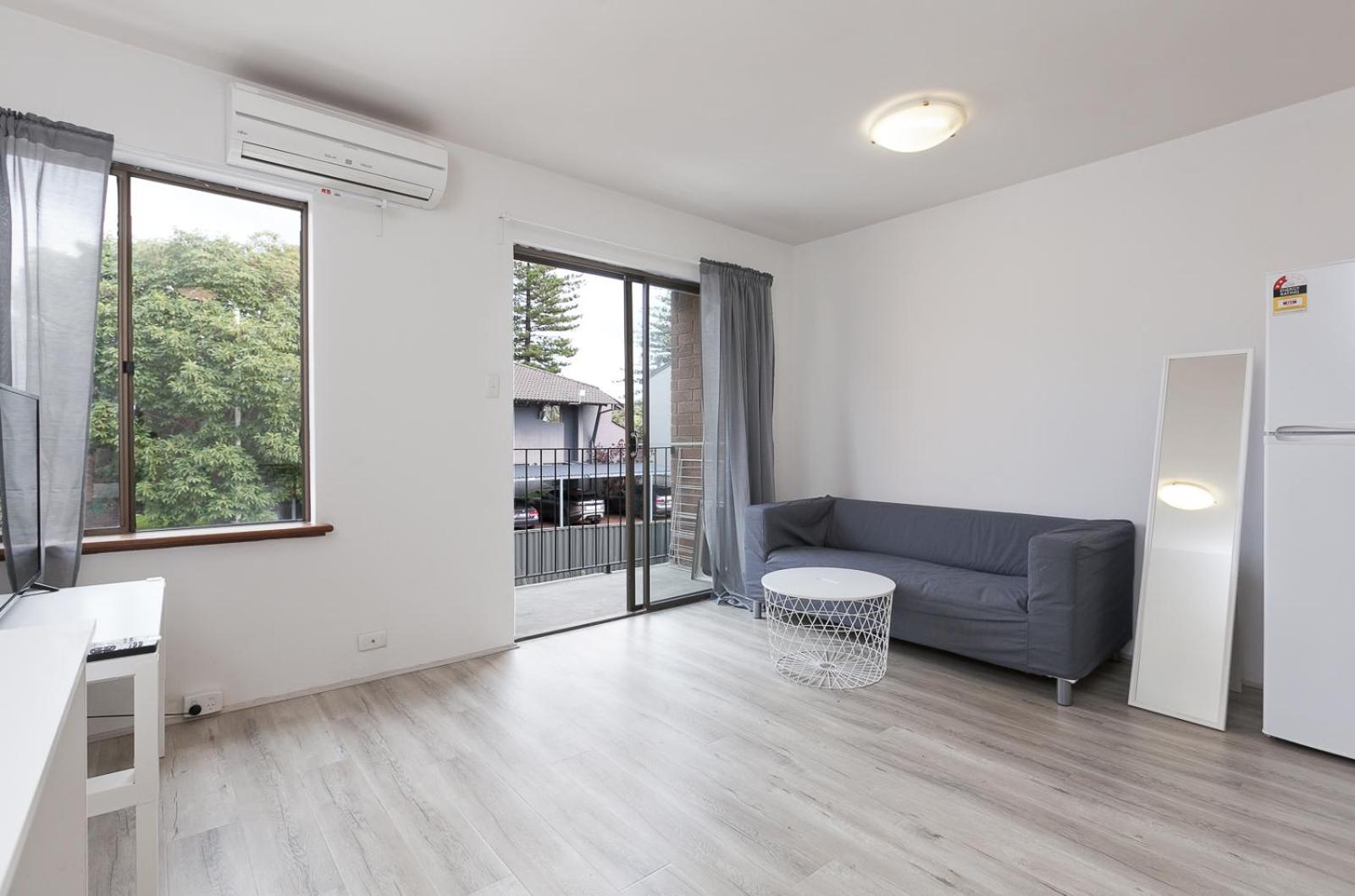 Apartment 15 Center Of South