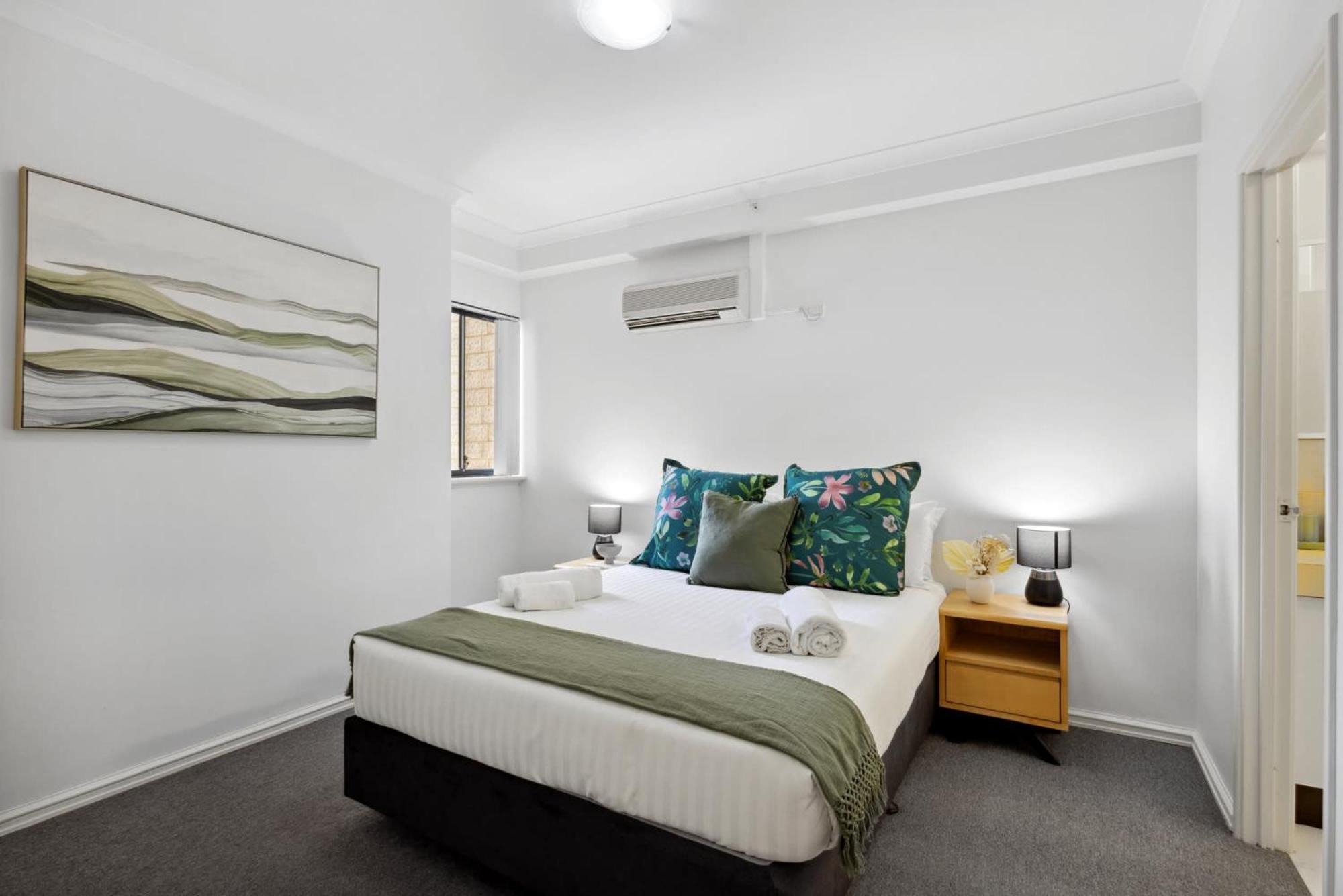 Cozy With Stunning Views And Ameni Apartment