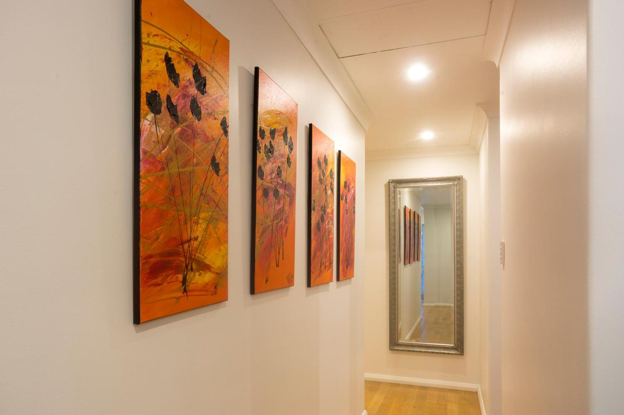 Bright 2 Bedroom In A Great Location