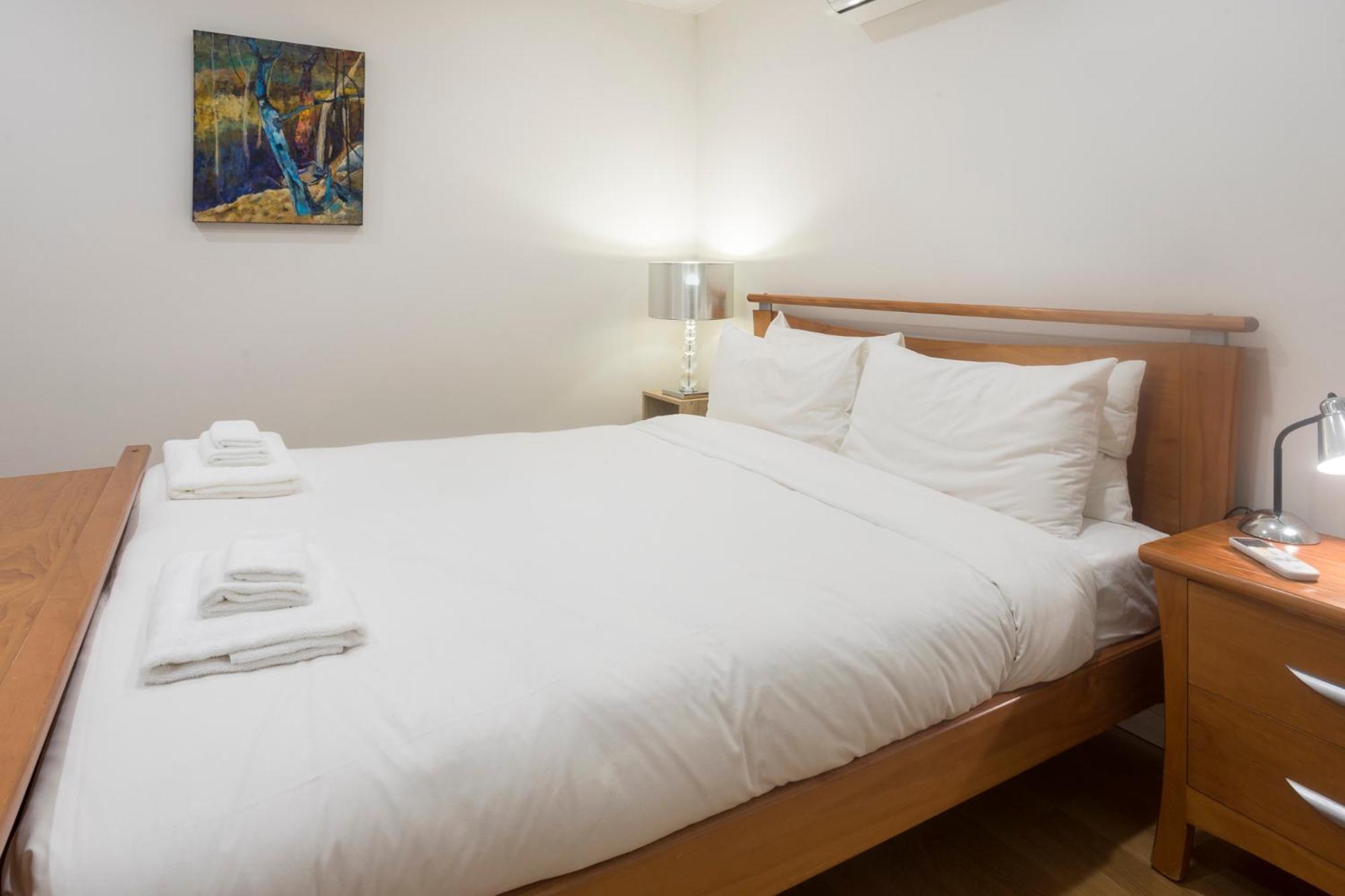 Bright 2 Bedroom In A Great Location Apartment