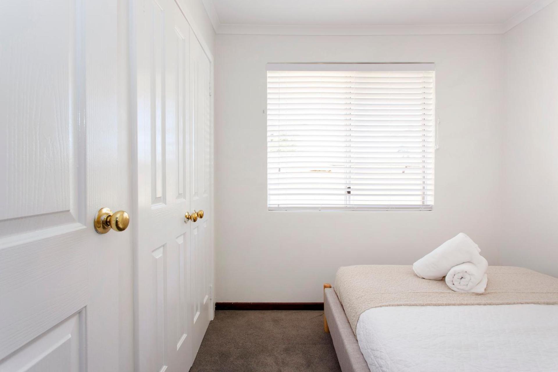 Holiday home Hillarys Hideaway