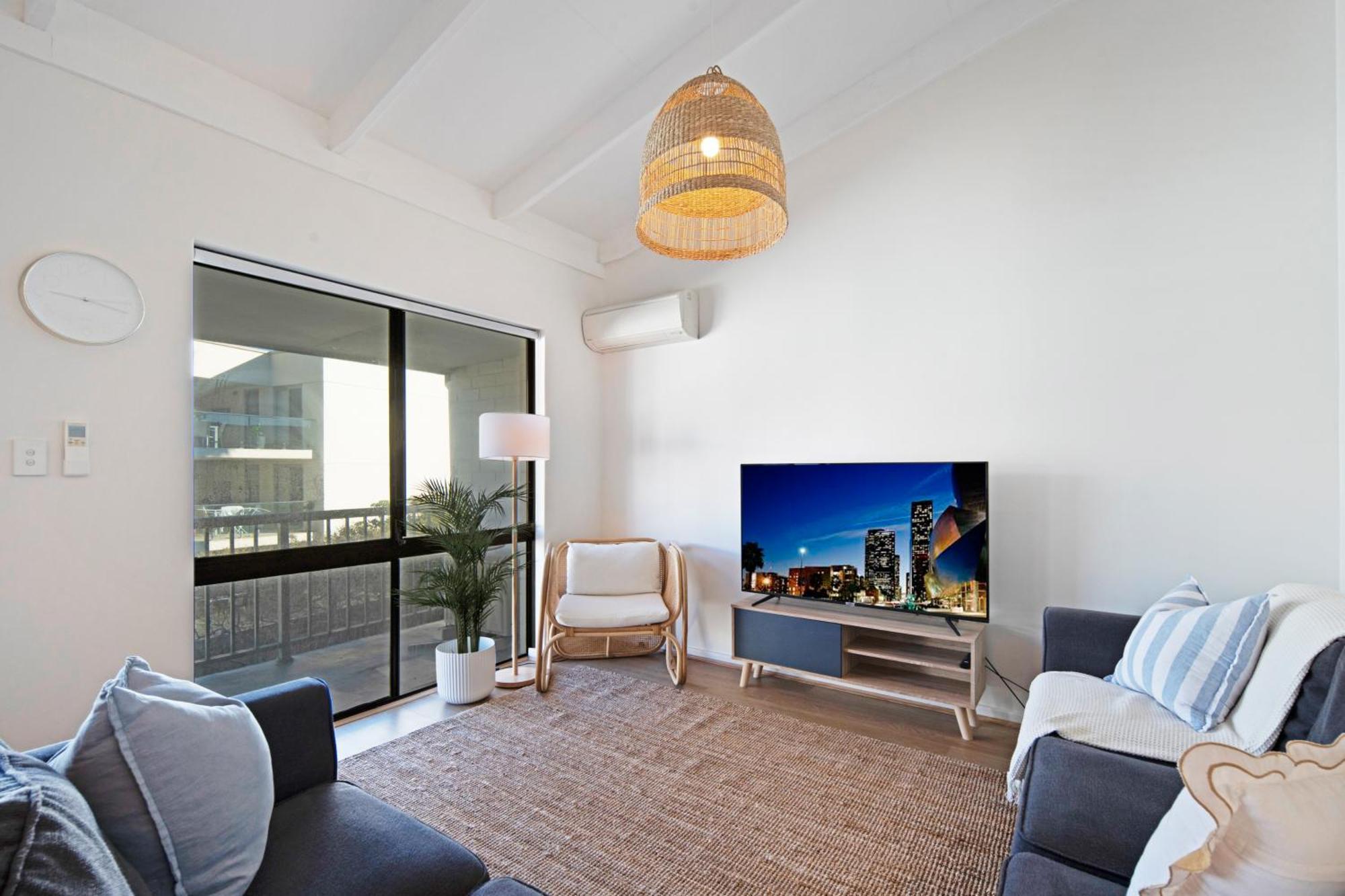 Apartment West Lagoon 216 - Quiet & Relaxing Perth