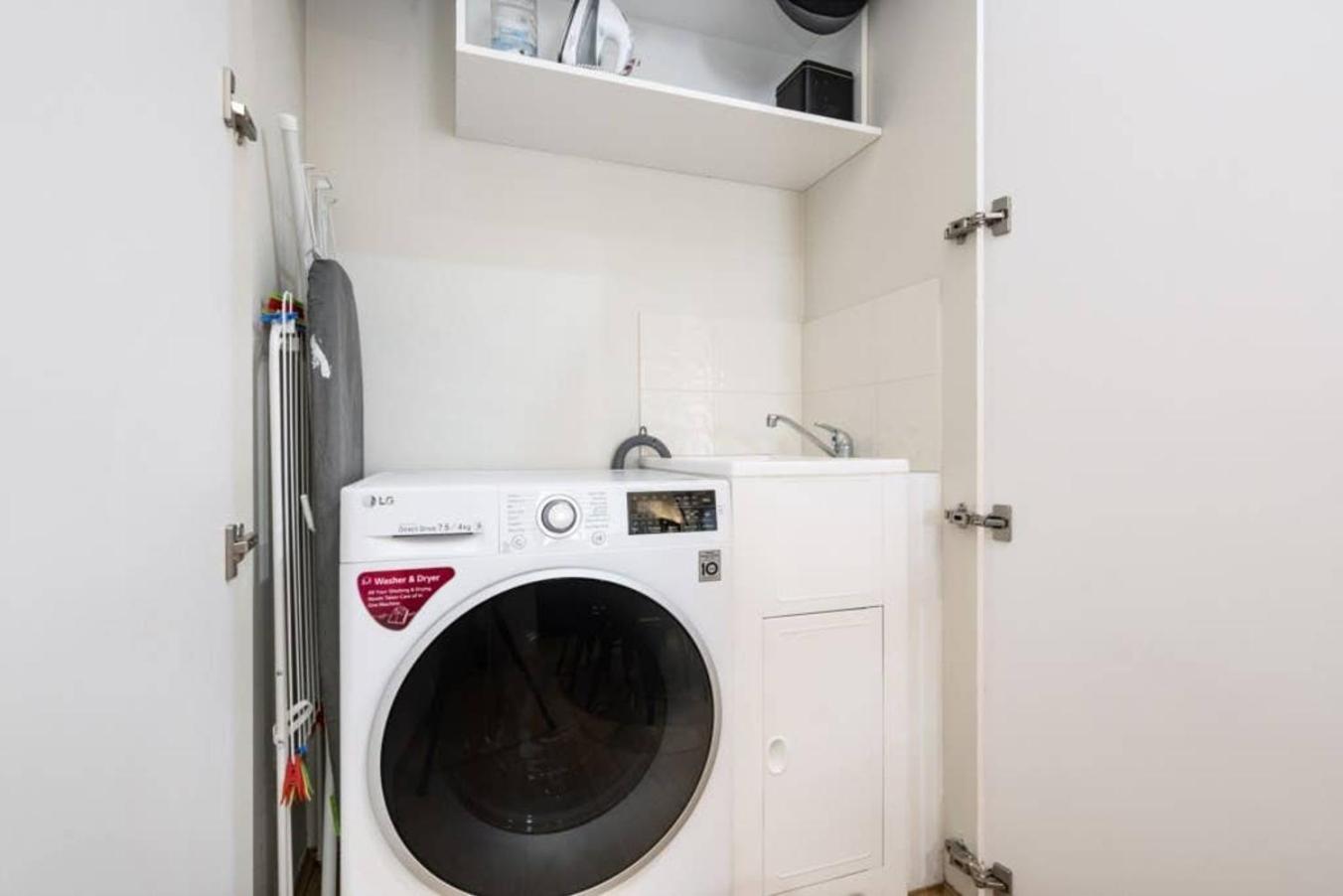 504 - Cbd Huge 1br 1ba Beauty