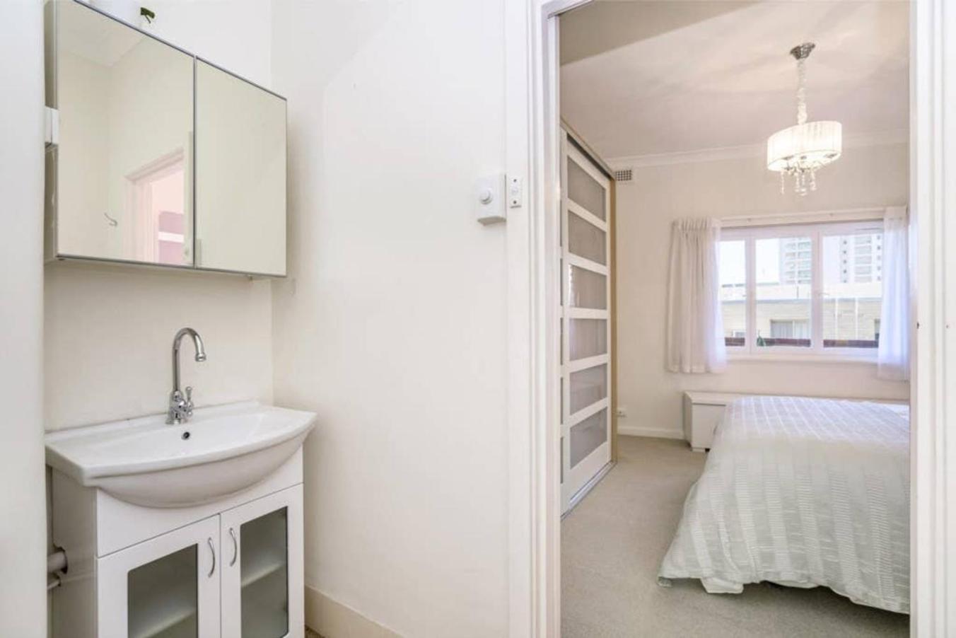 30 Foreshore Fun Swan River 1brparking * Perth