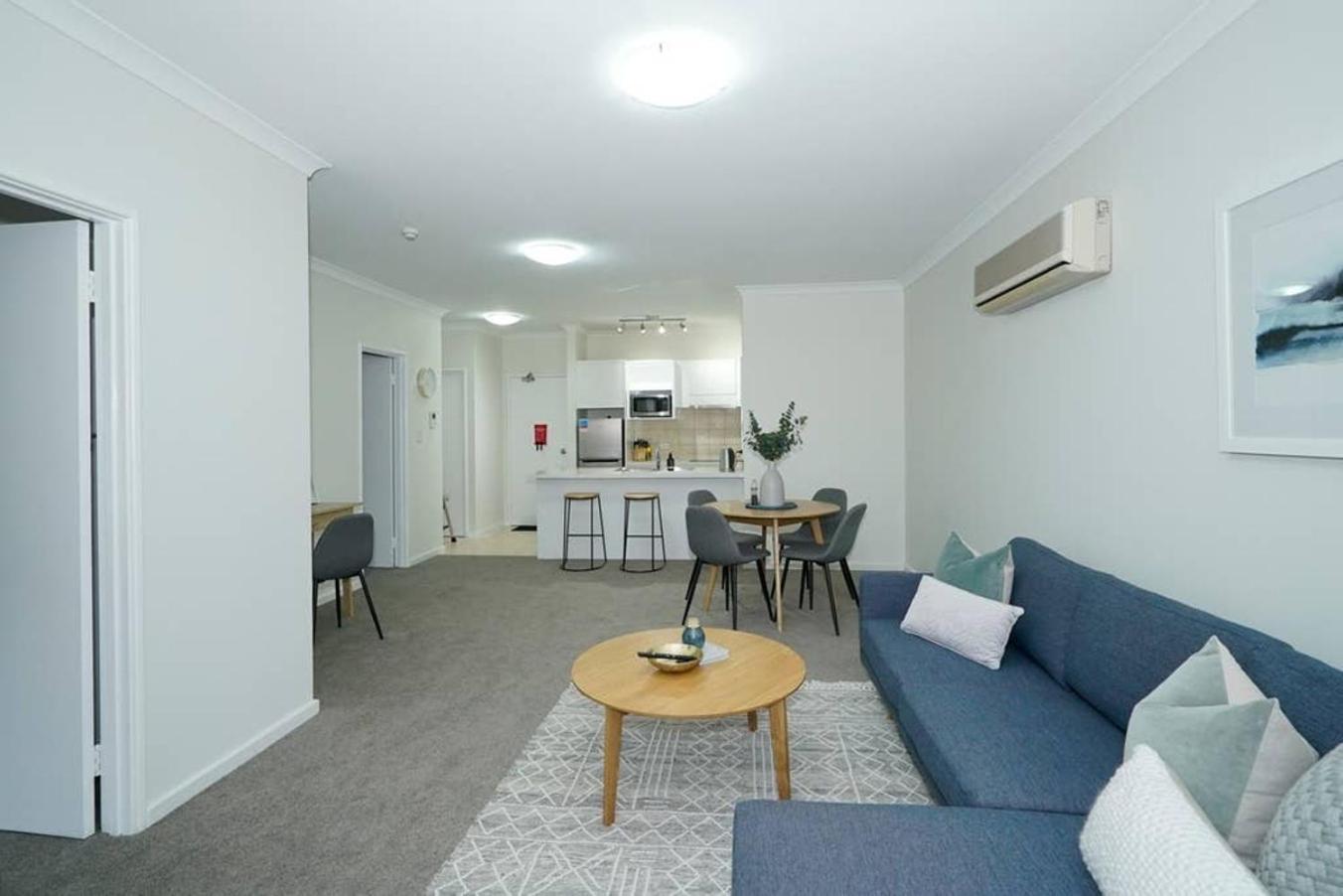 Classic East - Close To Optus Stadium Apartment