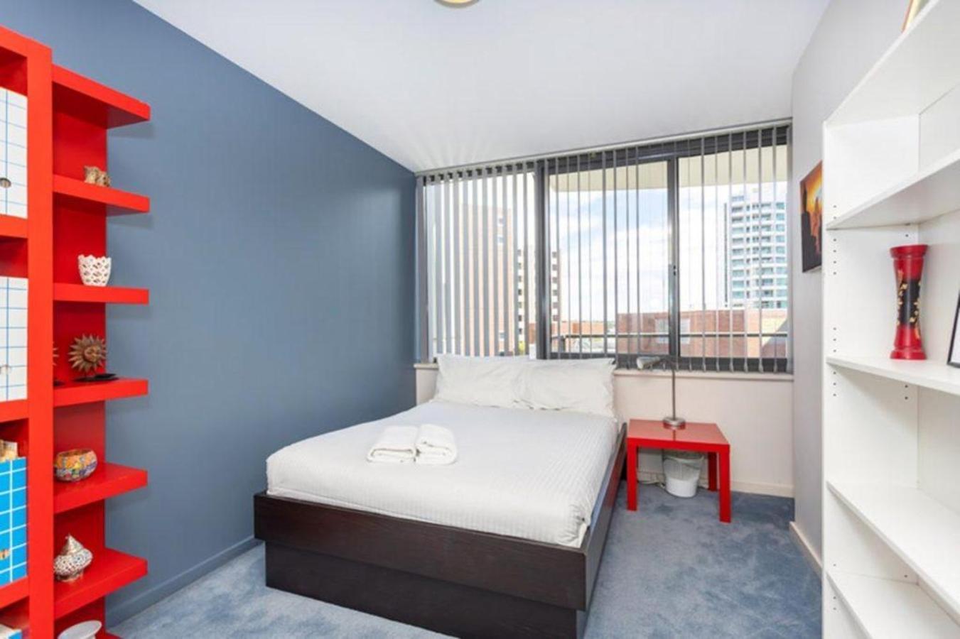 24 Amazing Adelaide Tce 2br 2ba Location