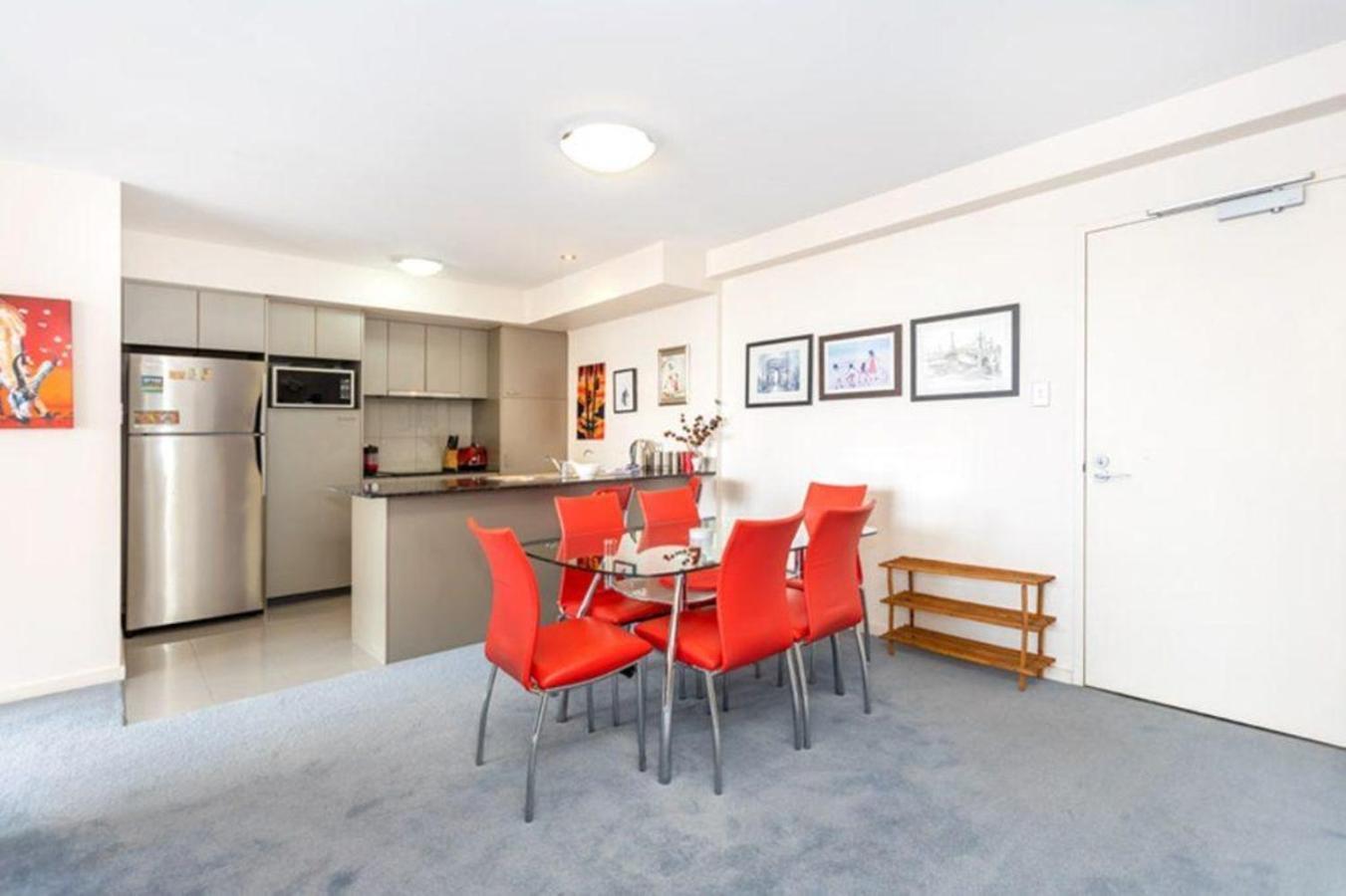 24 Amazing Adelaide Tce 2br 2ba Location Apartment