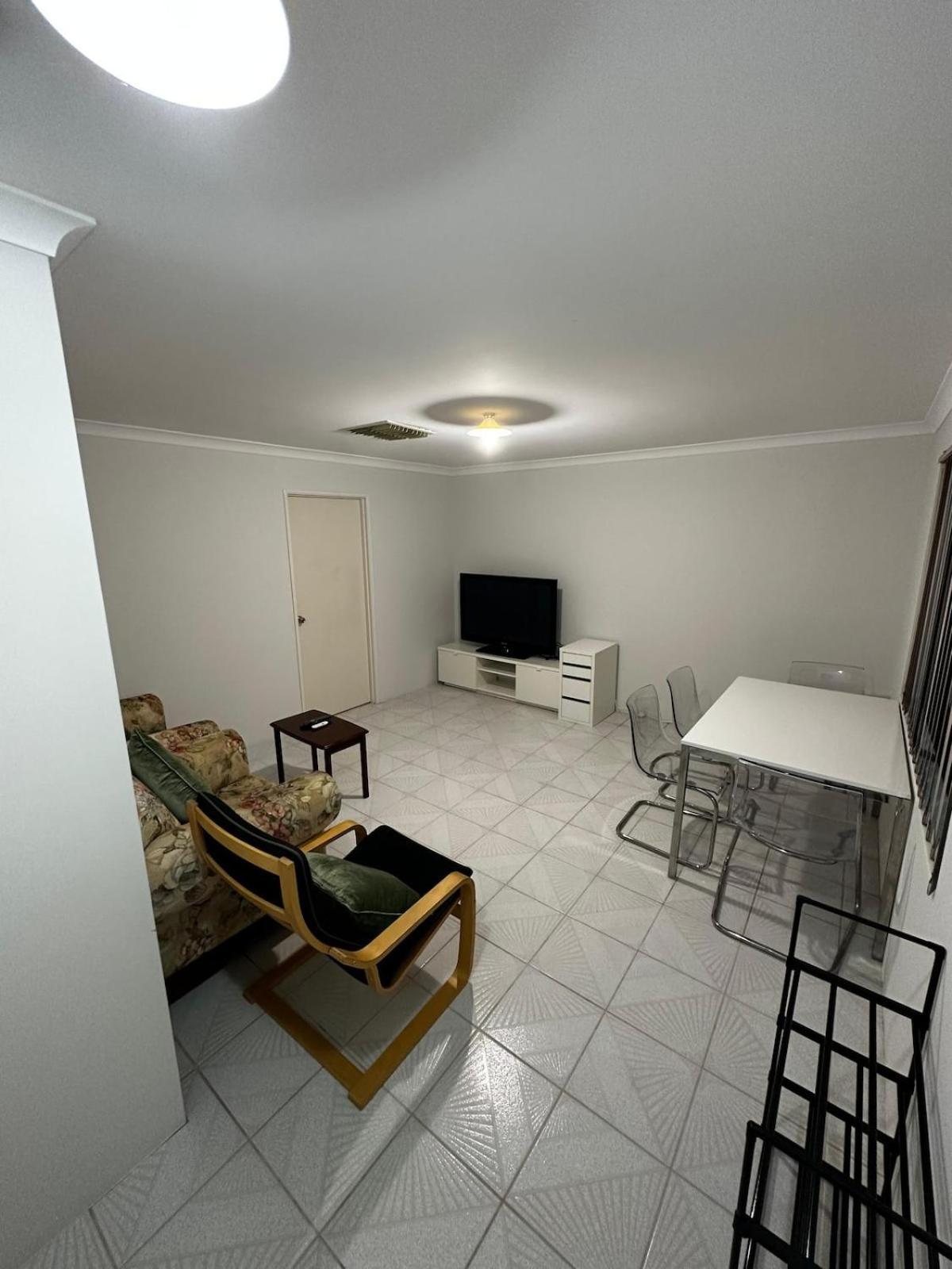 Cannington Sharehouse Near Shops And Restaurant Homestay